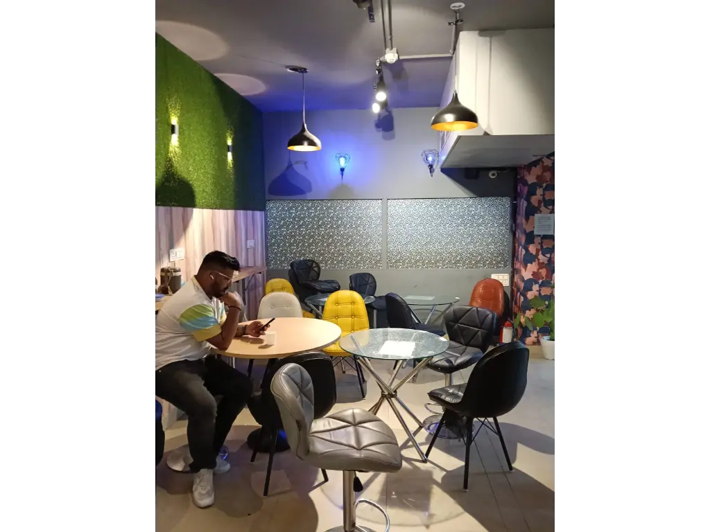678645911_co working (7).webp